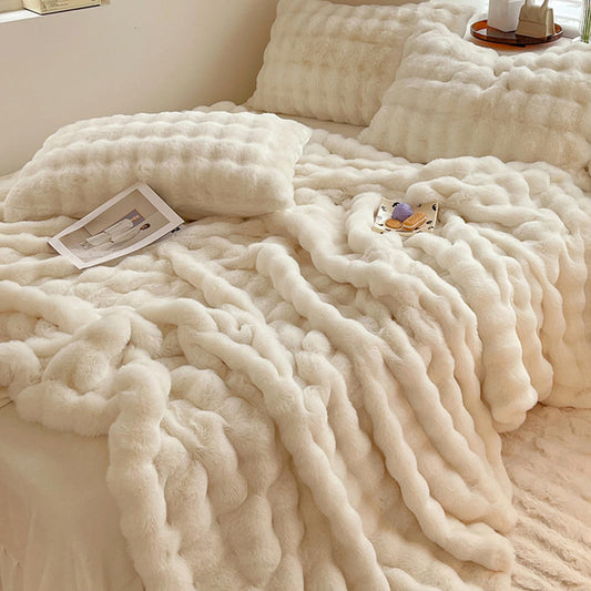 Luxury Faux Fur Sherpa Throw Blanket – Soft Reversible Plush Blanket for Sofa & Bed (Cream, 100×150cm)